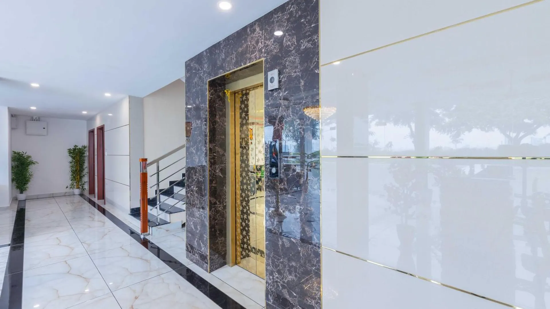 Treebo Airsuite Airport Hotel Kochi 3*,