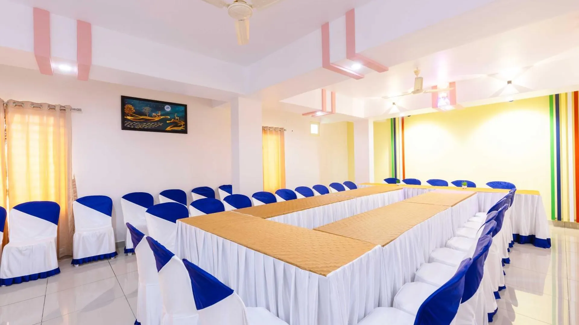 Treebo Airsuite Airport Hotel Kochi