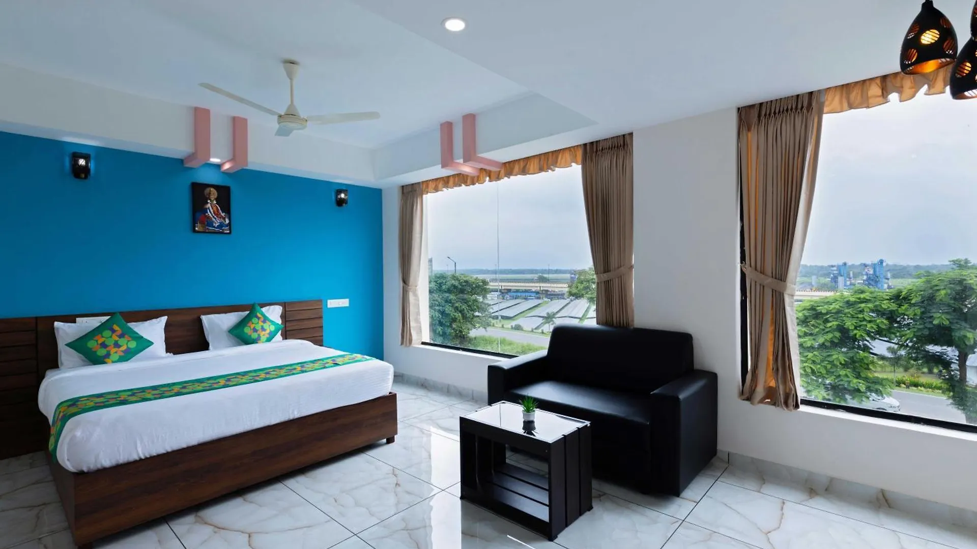 ***  Treebo Airsuite Airport Hotel Kochi India