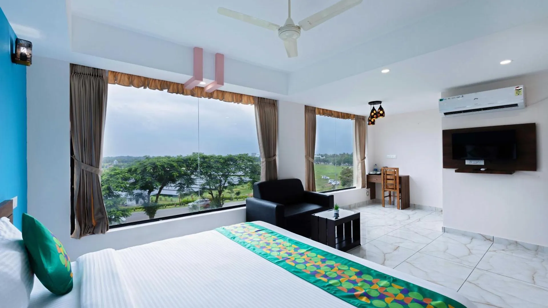 Treebo Airsuite Airport Hotel Kochi 3*,  India