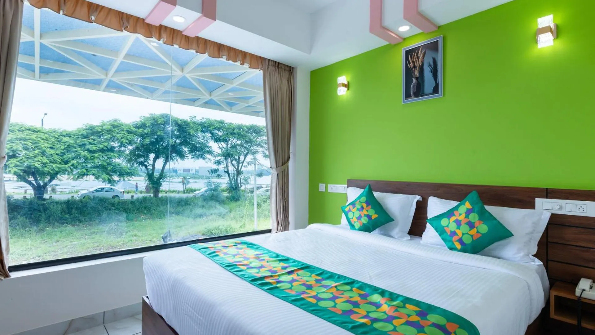 Treebo Airsuite Airport Hotel Kochi India